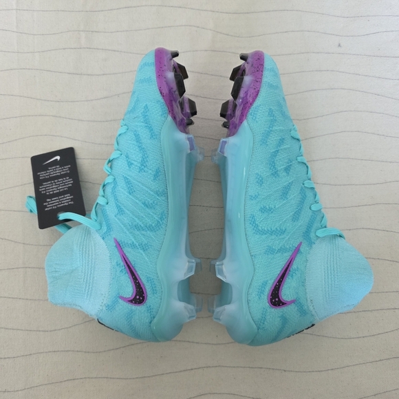 Nike Womens Phantom Luna Elite FG Peak Ready Pack Soccer FN8405-300 Size 5.5 NEW - Picture 7 of 10